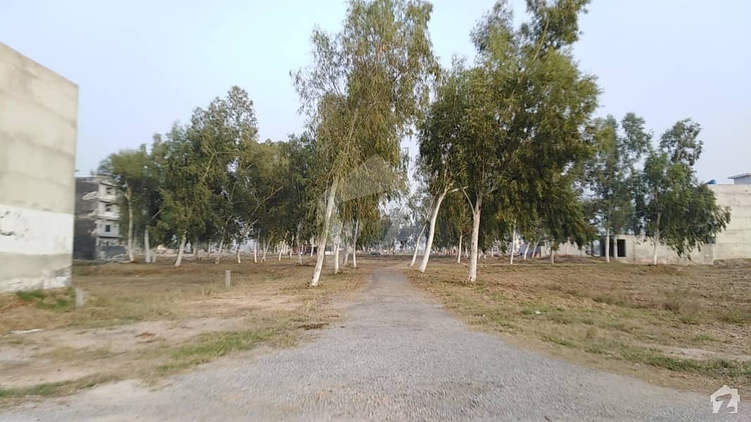 6 Marla Commercial Plot For Sale In Chinar Bagh Main 100 ft rd Demand 130 Lac