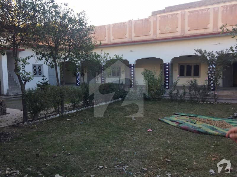 ورسک روڈ پشاور میں 6 کمروں کا 2 کنال مکان 6.5 کروڑ میں برائے فروخت۔