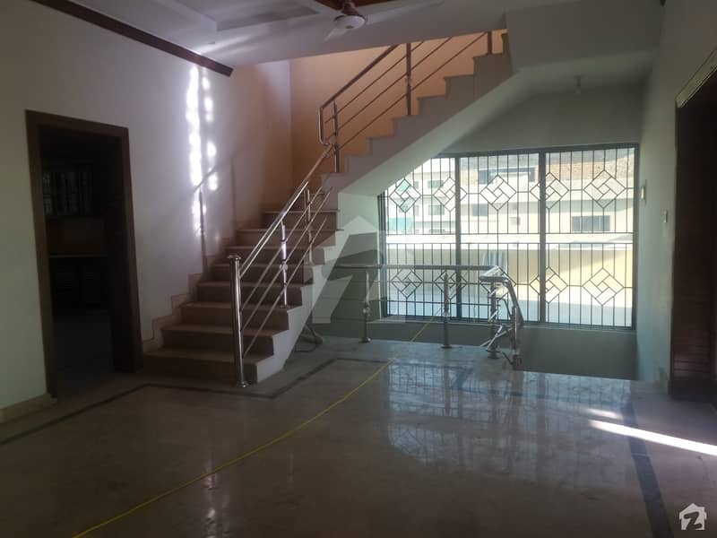 Sher Zaman Colony House Sized 7 Marla For Rent