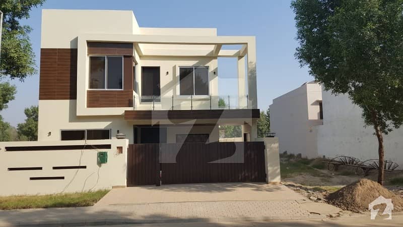 50 Ft Road 10 Marla Beautilful Brand New Double Storey House Available For Sale