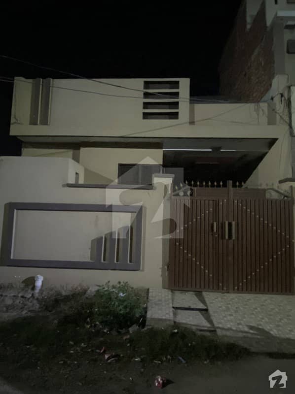 900  Square Feet House Ideally Situated In Al Rehman Garden
