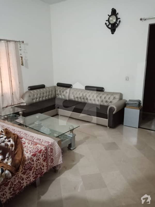 خیابان کالونی 3 فیصل آباد میں 3 کمروں کا 10 مرلہ مکان 40 ہزار میں کرایہ پر دستیاب ہے۔