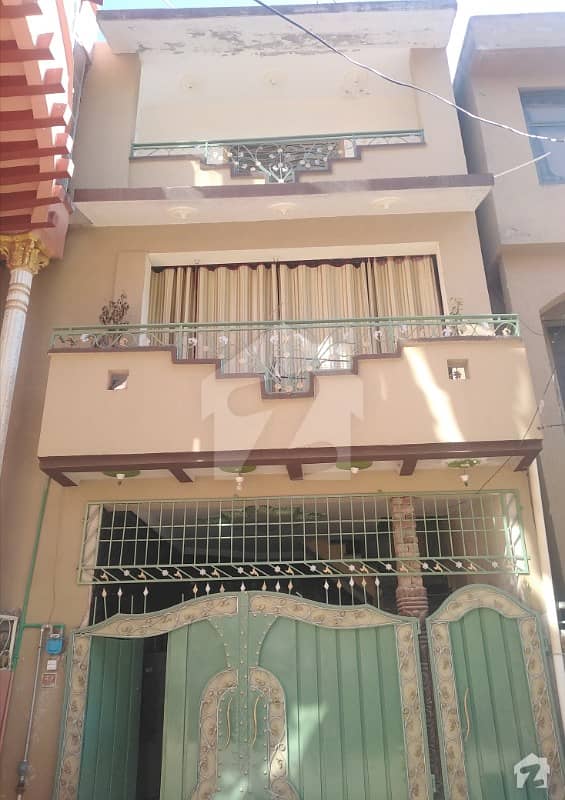 پارک روڈ اسلام آباد میں 5 کمروں کا 7 مرلہ مکان 2 کروڑ میں برائے فروخت۔
