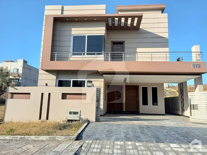 10 Marla Brand New House For Sale In Bahria Town 8