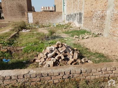 گڑھی سکندر خان پشاور میں 5 مرلہ رہائشی پلاٹ 46 لاکھ میں برائے فروخت۔