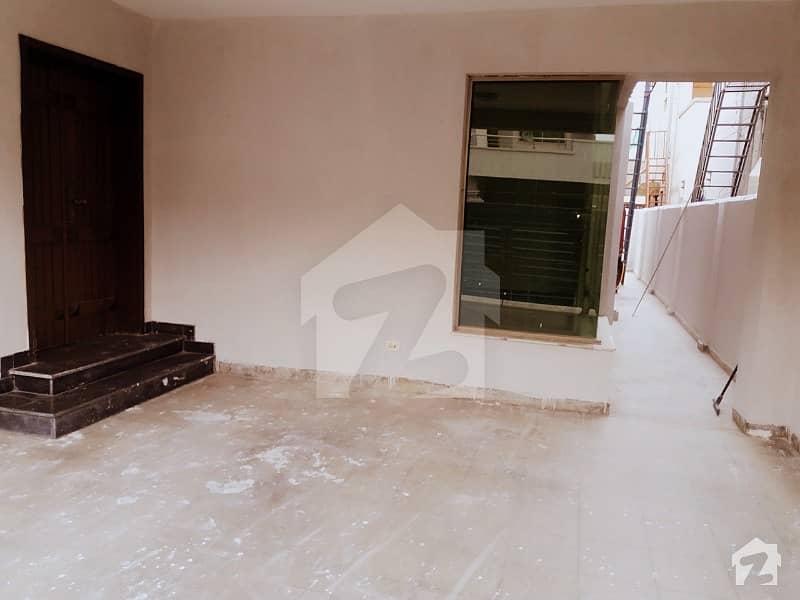 12 Marla 4 Bedrooms House Available For Sale In Askari 9 Lahore