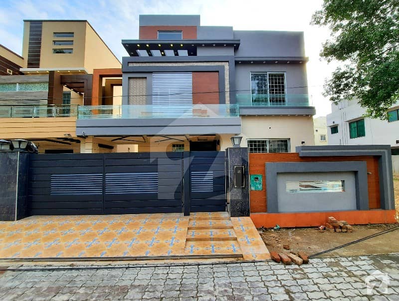 Brand New 10 Marla House In Iqbal Block Bahria Town Lahore Brand New 10 Marla House In Iqbal Block Bahria Town Lahore