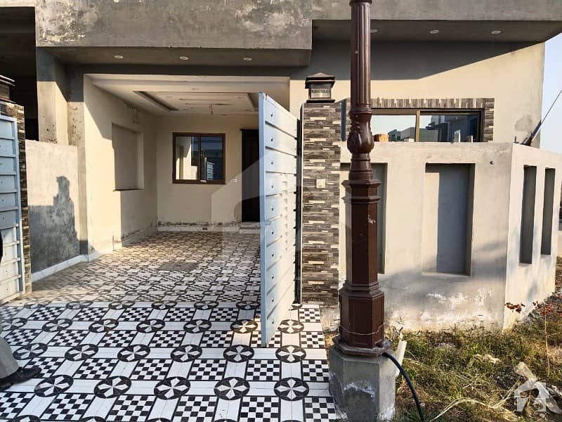 1125  Square Feet House In Raiwind Road Is Best Option