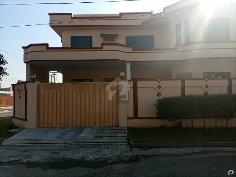 Ideal House For Sale In DC Colony
