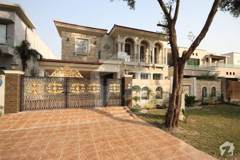ڈی ایچ اے فیز 6 ڈیفنس (ڈی ایچ اے) لاہور میں 5 کمروں کا 1 کنال مکان 5.35 کروڑ میں برائے فروخت۔