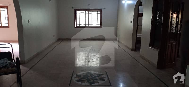 3600  Square Feet Upper Portion Ideally Situated In Gulistan-E-Jauhar
