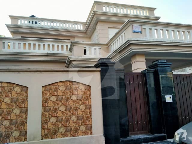 16 Marla Double Storey House At Habibullah Colony At Peacefully Area Wide Street Near To Market