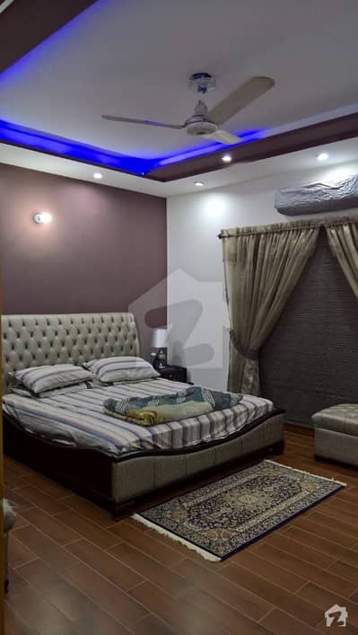 خیابان جناح روڈ لاہور میں 3 کمروں کا 1 کنال بالائی پورشن 55 ہزار میں کرایہ پر دستیاب ہے۔