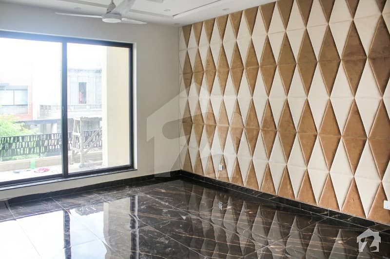 1 Kanal Beautiful And Luxurious House For Rent In Dha Phase 5