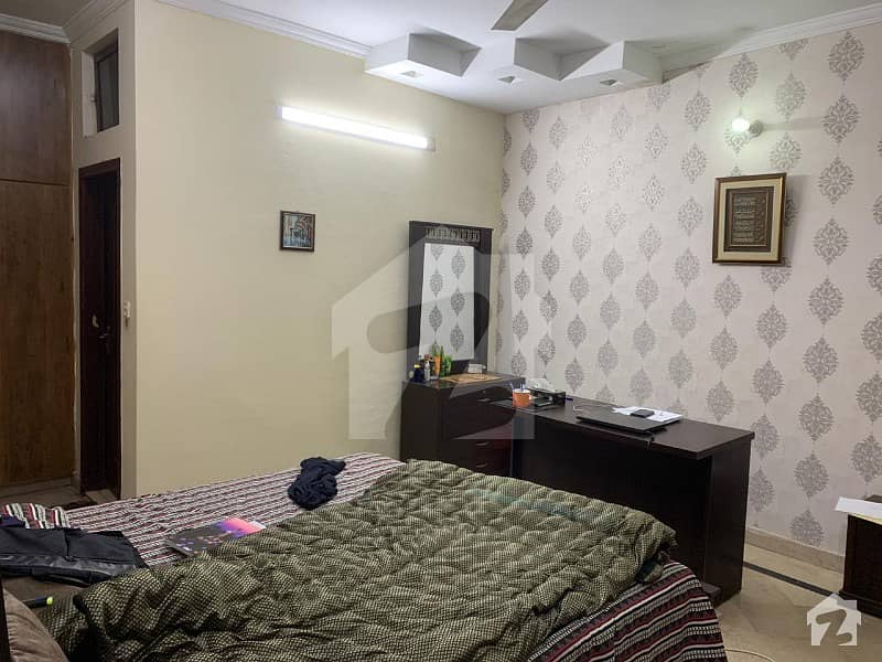 حبیب ہومز لاہور میں 2 کمروں کا 6 مرلہ مکان 1.1 کروڑ میں برائے فروخت۔