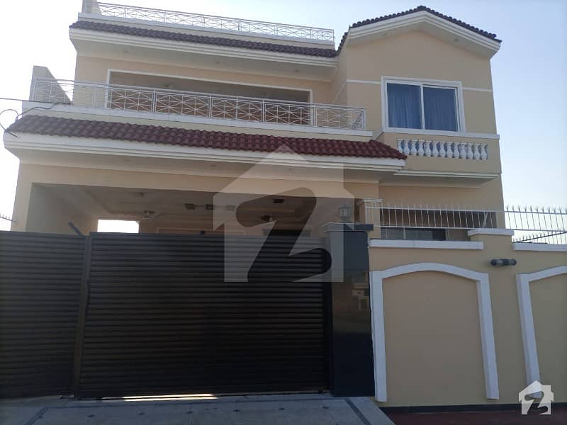 10 Marla House For Sale In Regi Model Town 10 Marla House For Sale In Regi Model Town