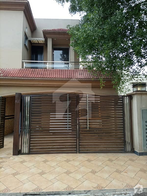 10 Marla House For Sale In Bahria Town Lahore