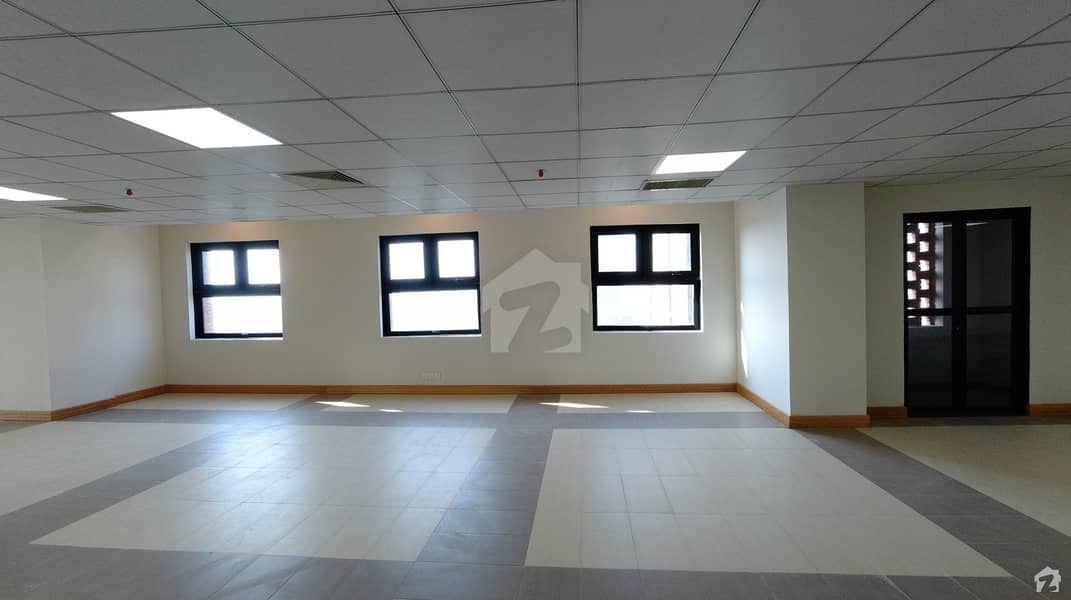 1600 Square Feet Office Situated In Jinnah Avenue For Rent