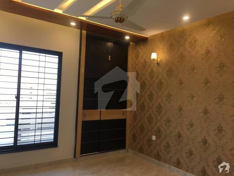 2250  Square Feet Upper Portion Available For Rent In Dha Defence