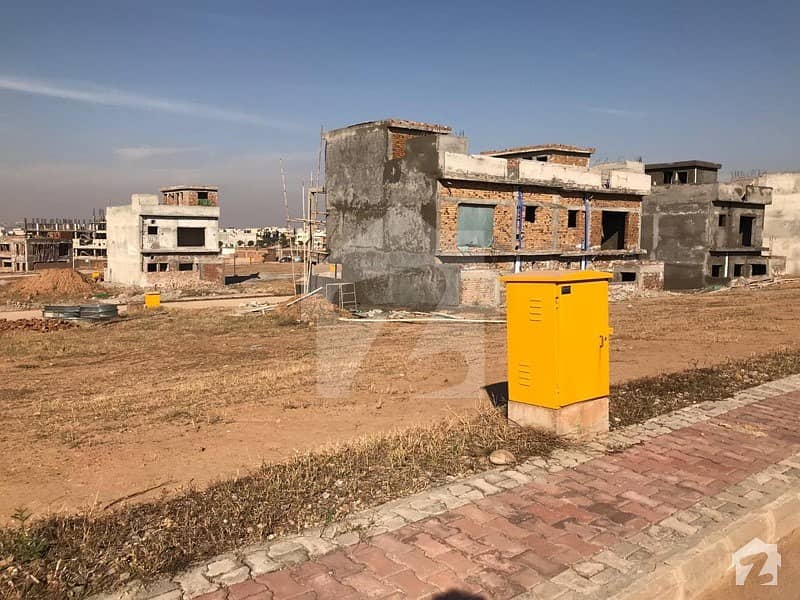 5 Marla Plot For Sale In Bahria Town Phase 8 M Block