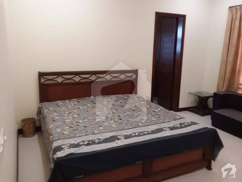 Fully Furnished Room Is Available Executive For Male Person For Rent In 500 Yards House In Phase 8