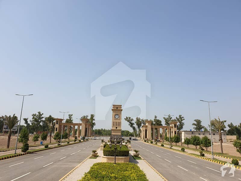 900  Square Feet Commercial Plot Is Available For Sale In Multan Road