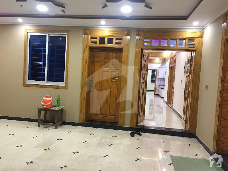 نیشنل پولیس فاؤنڈیشن او ۔ 9 اسلام آباد میں 6 کمروں کا 10 مرلہ مکان 1.75 کروڑ میں برائے فروخت۔