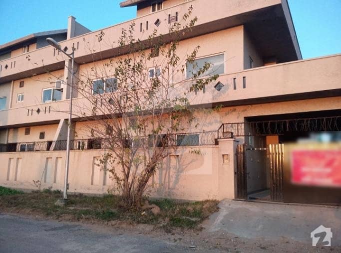 10 Marla House For Rent In F-17 Islamabad