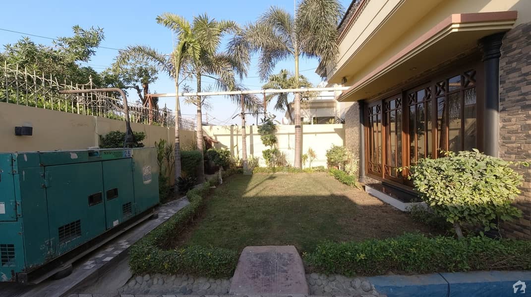 Stunning 500 Square Yards House In DHA Defence Available