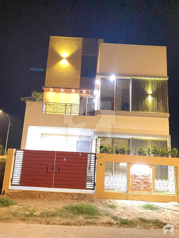 اتحاد گارڈن - بلاک سی اتحاد گارڈن ایئر پورٹ روڈ رحیم یار خان میں 4 کمروں کا 5 مرلہ مکان 83 لاکھ میں برائے فروخت۔