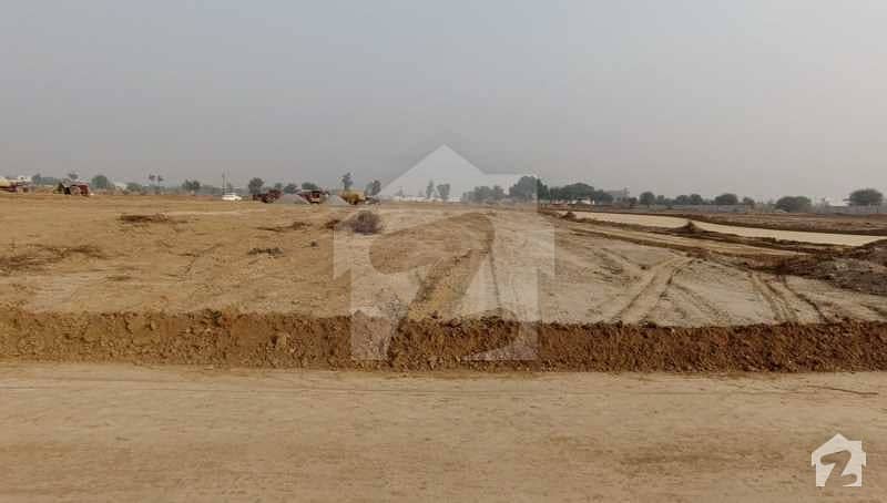 10 Marla Plot Facing Park Corner Paid For Sale At Excellent Location 10 Marla Plot Facing Park Corner Paid For Sale At Excellent Location