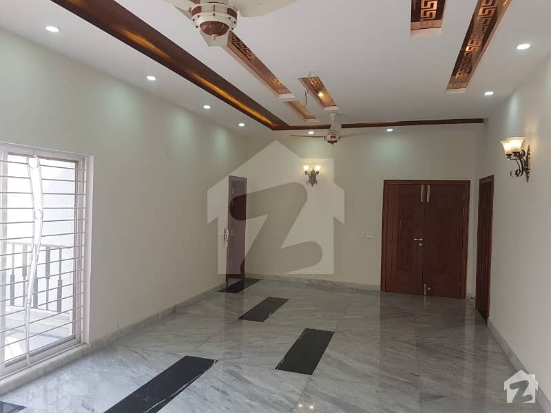 Slightly Used One Kanal Upper Portion Are Available For Rent In Sui Gas Housing Society