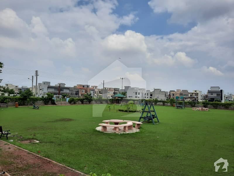TOP LOCATION PLOT FOR SALE