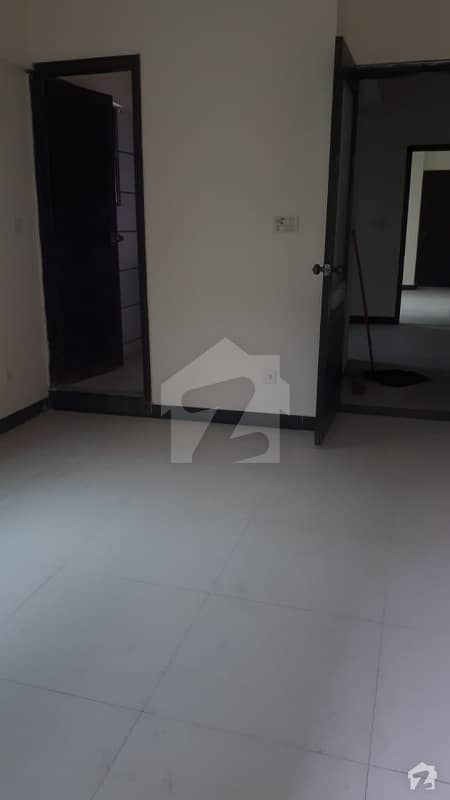 Defence 3 Bedrooms Flat For Sale