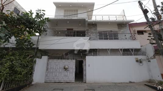 گلشنِ اقبال - بلاک 18 گلشنِ اقبال گلشنِ اقبال ٹاؤن کراچی میں 7 کمروں کا 6 مرلہ مکان 4.5 کروڑ میں برائے فروخت۔ گلشنِ اقبال - بلاک 18 گلشنِ اقبال گلشنِ اقبال ٹاؤن کراچی میں 7 کمروں کا 6 مرلہ مکان 4.5 کروڑ میں برائے فروخت۔