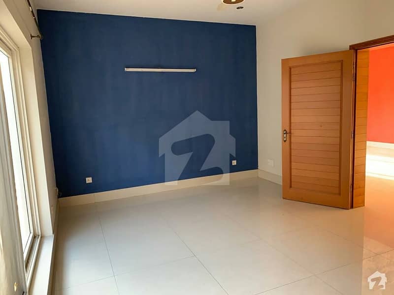 Good 2450 Square Feet House For Rent In G-9