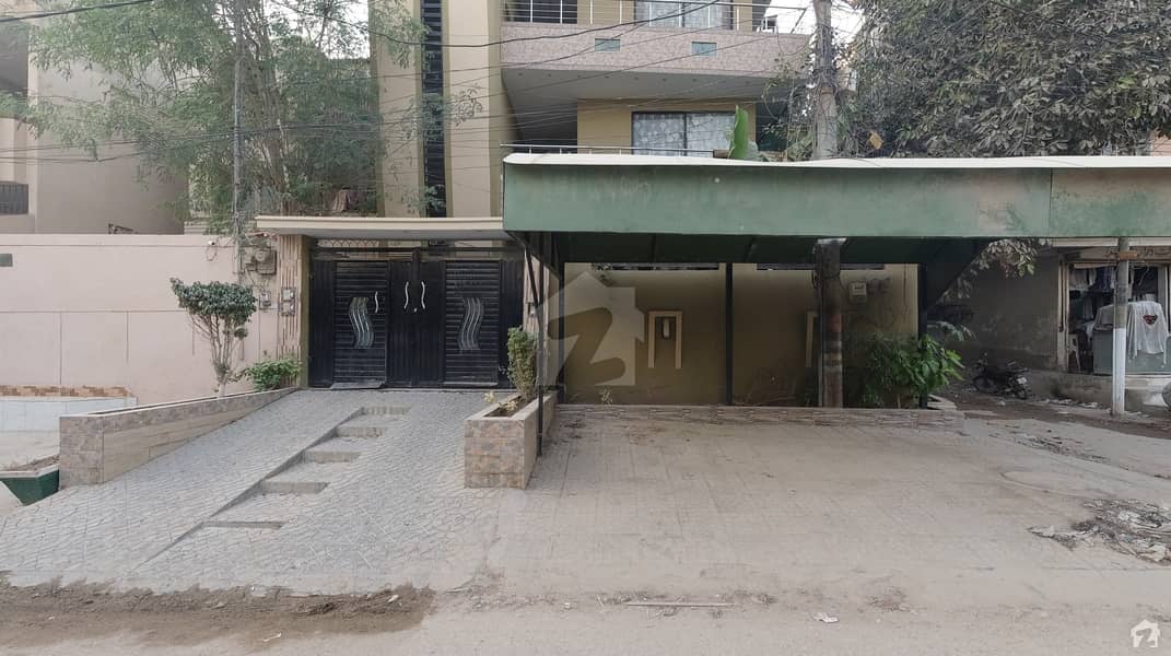 بفر زون - سیکٹر 15-A / 5 بفر زون نارتھ کراچی کراچی میں 7 کمروں کا 5 مرلہ مکان 3.55 کروڑ میں برائے فروخت۔