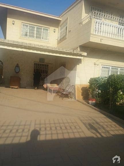 Bungalow For Sale In Phase 5 ,4 Bed, D/d Near Zamzama Park