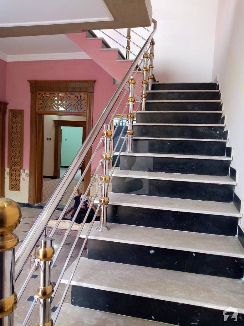 پشاور گارڈن پشاور میں 6 کمروں کا 5 مرلہ مکان 1.25 کروڑ میں برائے فروخت۔