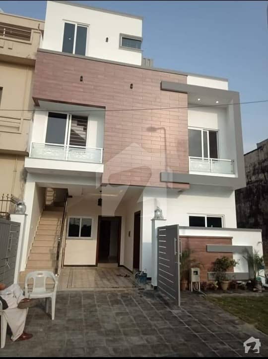 25x50  Marla Brand New House For Sale G-14/4