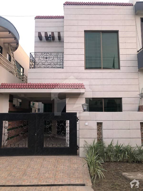 5 Marla Slightly Used House For Sale In Phase 3