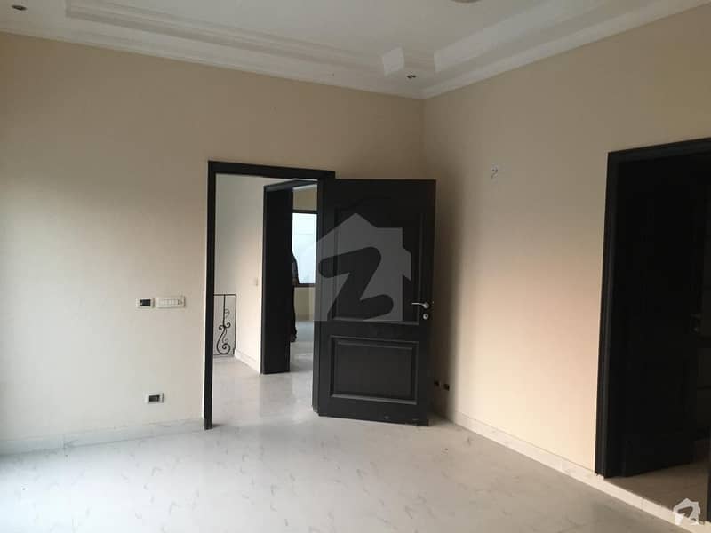 Good 1 Kanal Upper Portion For Rent In DHA Defence