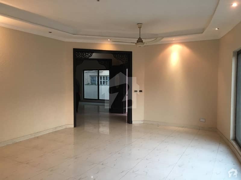 Stunning Upper Portion Is Available For Rent In DHA Defence