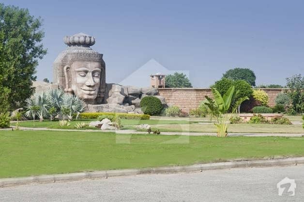 Hot 10 Marla Residential Plot in Bahria Town Available