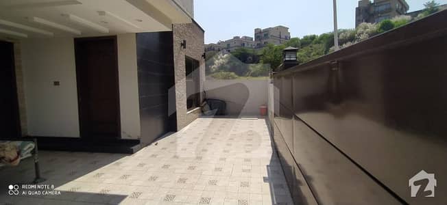 10 Marla Brand New House For Rent 10 Marla Brand New House For Rent