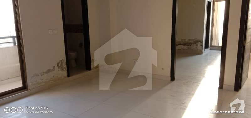 2 Bed Flat At 1st Floor Corner Capital Square Available For Rent