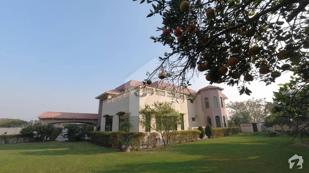 صوفیہ فارم ہاؤسز بیدیاں روڈ لاہور میں 8 کمروں کا 4 کنال فارم ہاؤس 4.75 کروڑ میں برائے فروخت۔
