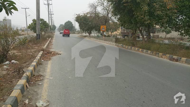 جوبلی ٹاؤن ۔ بلاک بی جوبلی ٹاؤن لاہور میں 10 مرلہ رہائشی پلاٹ 85 لاکھ میں برائے فروخت۔ جوبلی ٹاؤن ۔ بلاک بی جوبلی ٹاؤن لاہور میں 10 مرلہ رہائشی پلاٹ 85 لاکھ میں برائے فروخت۔