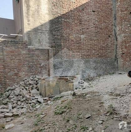 چوبرجی لاہور میں 4 مرلہ رہائشی پلاٹ 65 لاکھ میں برائے فروخت۔