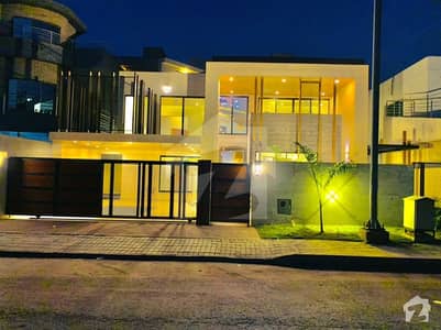 1 Kanal Luxury Designer House For Sale 1 Kanal Luxury Designer House For Sale